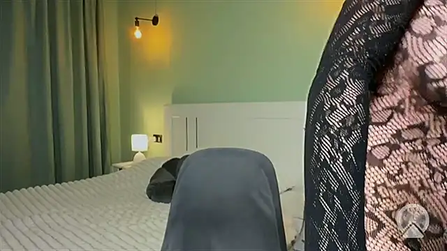 XXX chat uživo modela DianaaLight