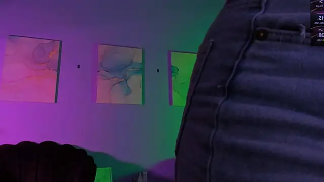 doll_vey élő XXX-chatje