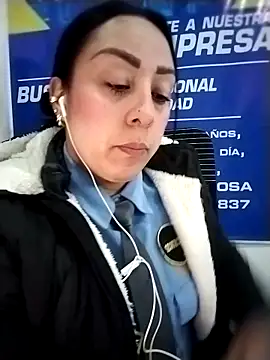 Cristal_Security-1 Adlı Modelin Canlı XXX Sohbeti