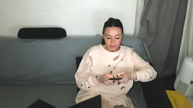 CloveLove Live XXX Chat