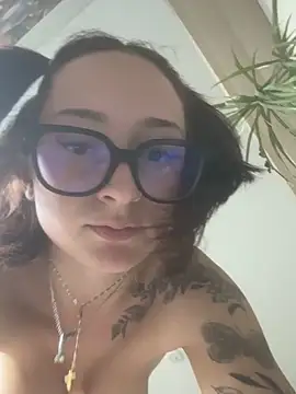 Lolasecret_ – Naživo XXX chat