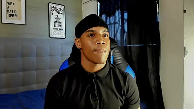 axel_silva4's Live XXX Chat