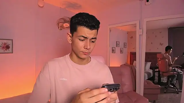 FireGuy_99 Show in webcam