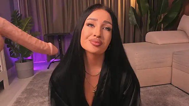 Онлайн чат XXX EmeraldKat