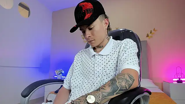 Nascary_Fox Chat XXX in diretta