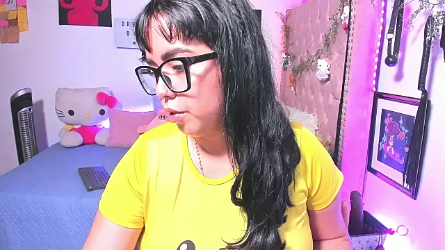 แชท XXX สดของ LillyCandy