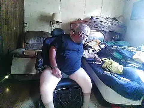 hearseguy77 webcam show