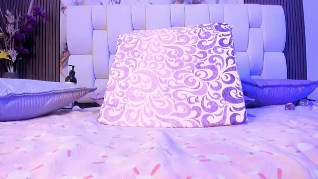 alisstarr: απευθείας συνομιλία ΧΧΧ