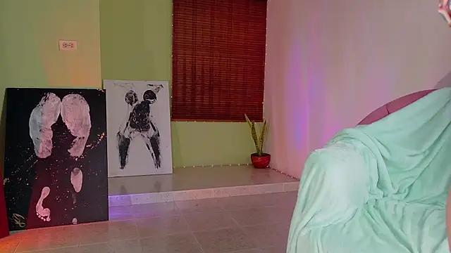 Emma__Blanco Chat XXX live