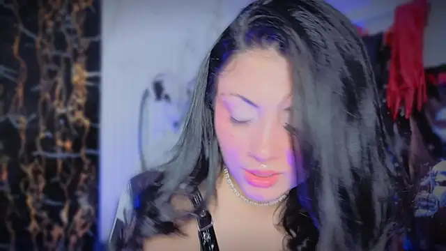 Chatroom XXX en direct de Guxplo_