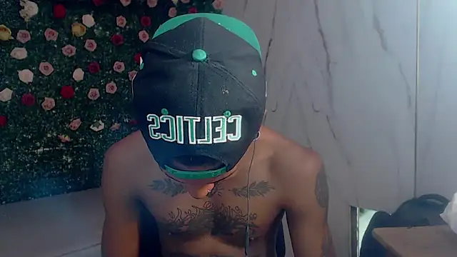 ManSant's Live XXX Chat