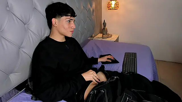 SamBlack_ Chat XXX live