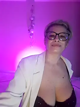 LunaBlaise Chat XXX live