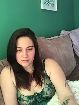 YourFrenchFeliciexo Adlı Modelin Canlı XXX Sohbeti