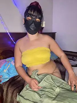 Ariana__Marie Pertunjukan Webcam