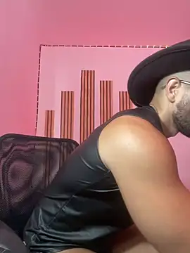 magnumchris 网络视讯表演