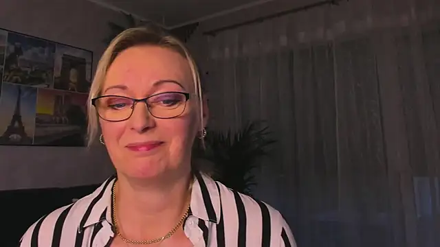 vanessa_chat Adlı Modelin Web Kamerası Şovu