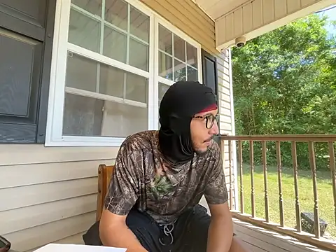 ThrowedWorldWide 现场XXX聊天