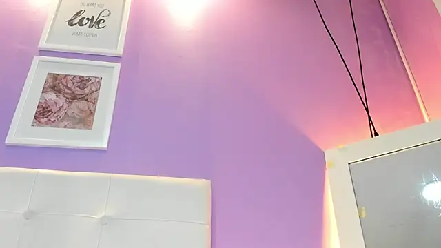 Charlotte11-11: απευθείας συνομιλία ΧΧΧ