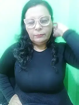 Amarantha25 Adlı Modelin Canlı XXX Sohbeti