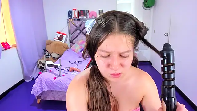 Luna_Analya Adlı Modelin Canlı XXX Sohbeti