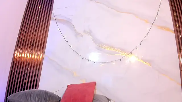 Kiaraa_Queen Webcam show