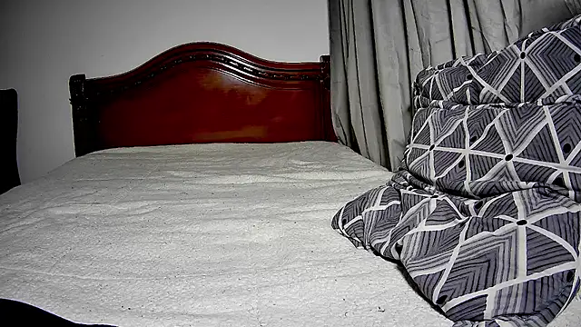 Nickiki-666 Live XXX-Chat