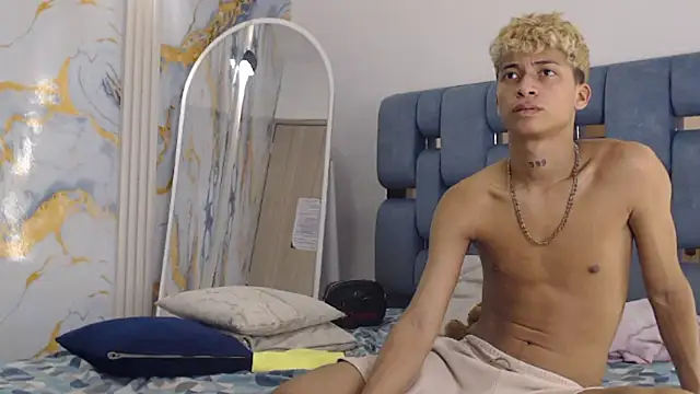 GOLD_BOYS: вебкам-шоу