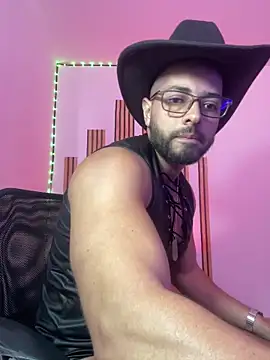 magnumchris Adlı Modelin Web Kamerası Şovu