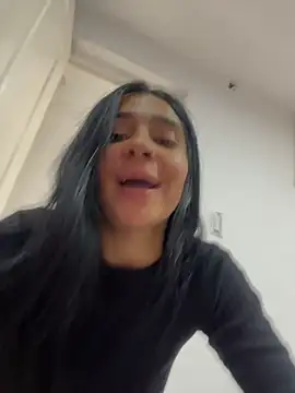 Meganmilk1 Show in webcam