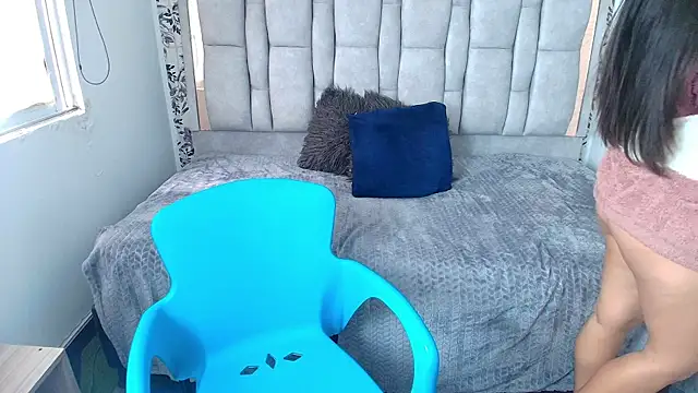 Czat XXX na żywo – Keyla_Brunette_