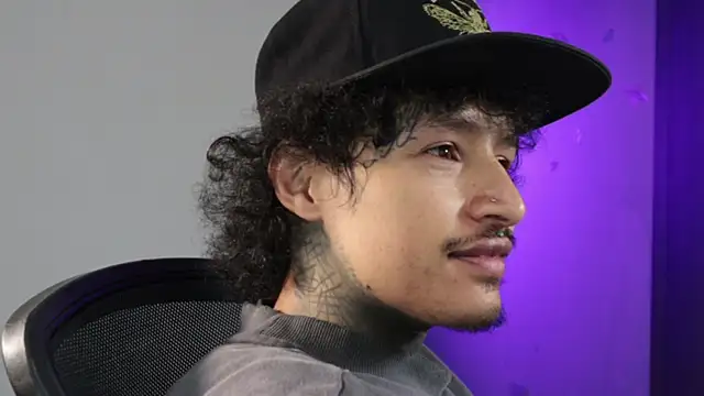 trieone – webcam-show