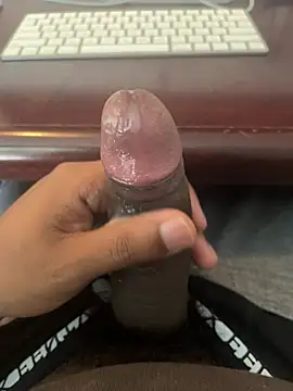 sexcboi69: διαδικτυακό σόου στην κάμερα