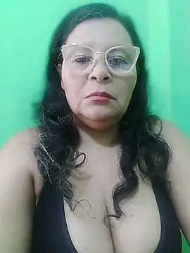 Amarantha25's Live XXX Chat