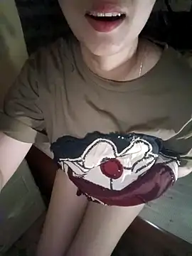 Jun-Mzzz's Live XXX Chat