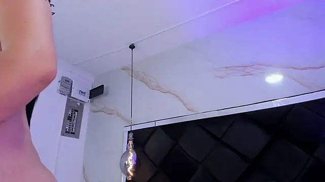 Ibbie_drastic Live XXX-Chat