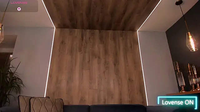 KylaMorrison live XXX chat