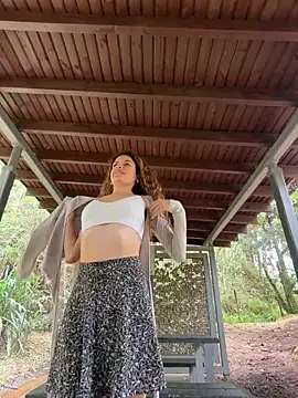 XXX chat uživo modela alana15