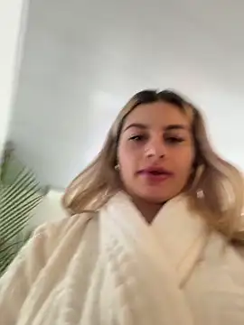 AtheneaRossi – Live XXX-chat