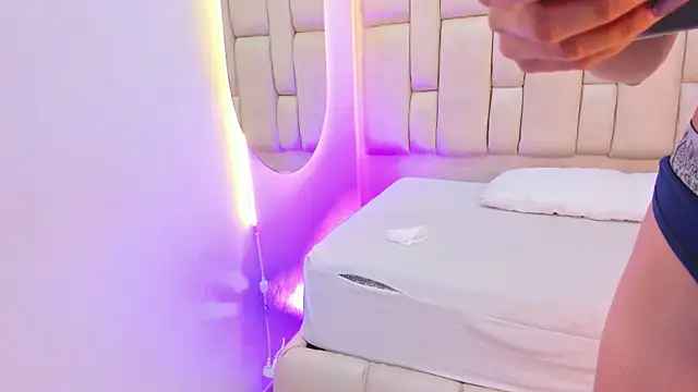 Gemaexotic_OS – Naživo XXX chat