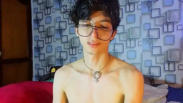 Twink_Sebas7: διαδικτυακό σόου στην κάμε ρα