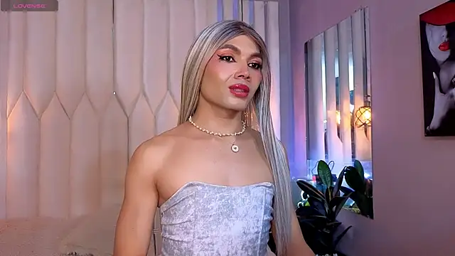 Sembang XXX Secara Langsung Megan_Do_Santos