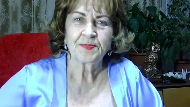 Emma52610 Live XXX-Chat