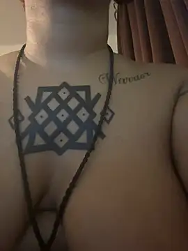 nickytheehawtie 即時 XXX 聊天