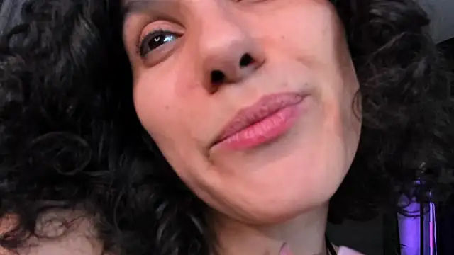 _CurlySue_ Live XXX Chat