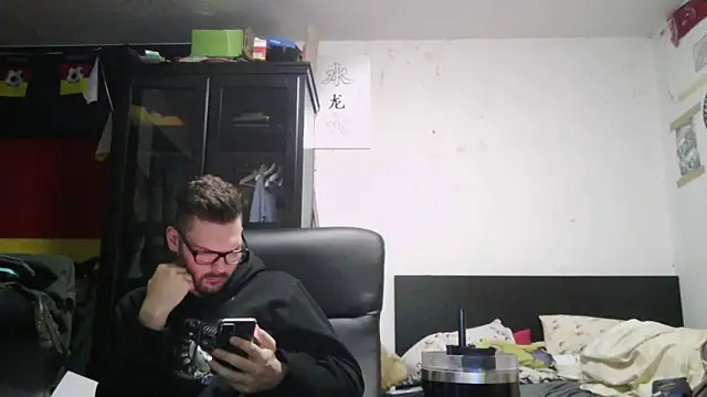 Die-geile-Sau Adlı Modelin Web Kamerası Şovu