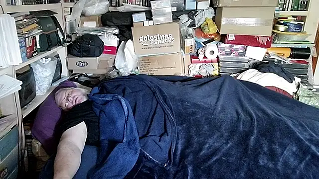 hadeszeuss2 Adlı Modelin Web Kamerası Şovu