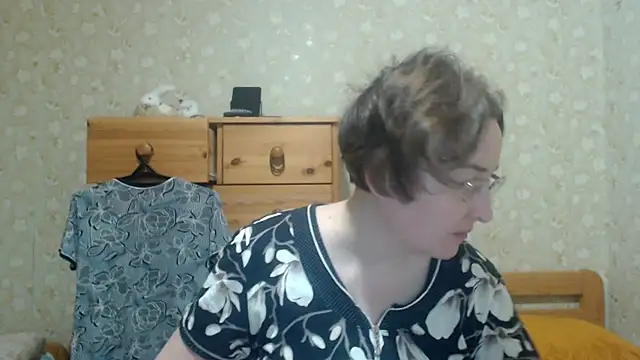 Smart_Rose Adlı Modelin Canlı XXX Sohbeti