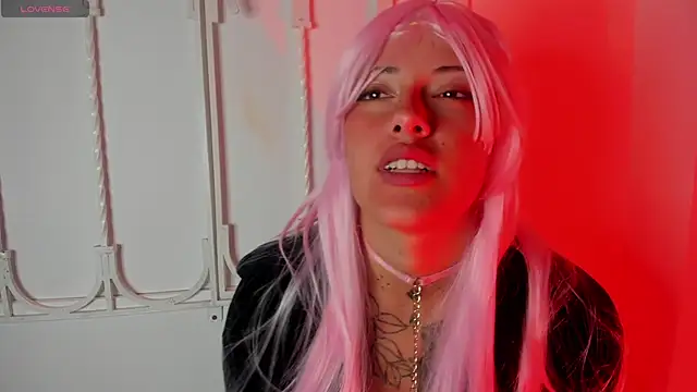 _sharlotte777 Adlı Modelin Canlı XXX Sohbeti