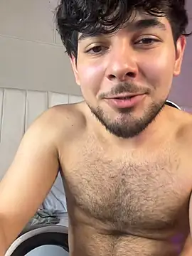 Samir_bearのライブXXXチャット